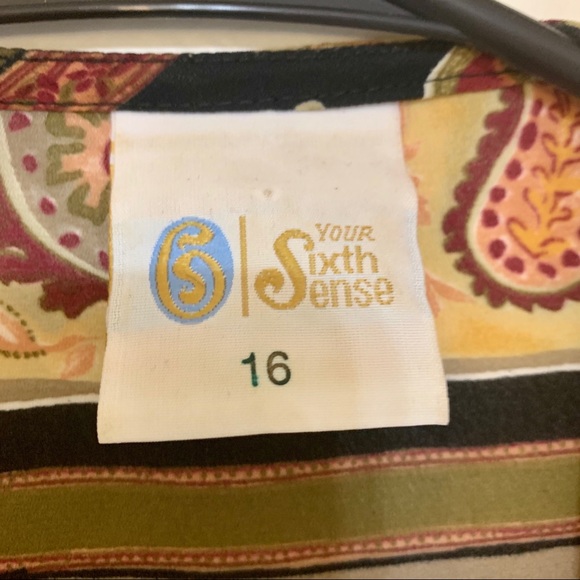 Sixth Sense Lightweight Patterned Blouse - Picture 3 of 5